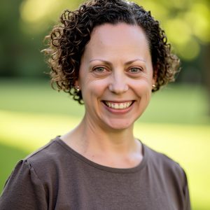 Courtney  Jalowitz